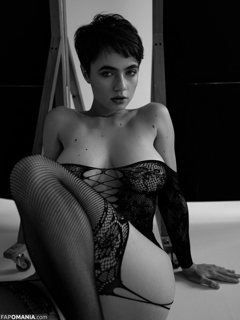 Solomia Maievska / Solomia_Maievska / miamaievska Meztelen OnlyFans  Kikerült fotó #135