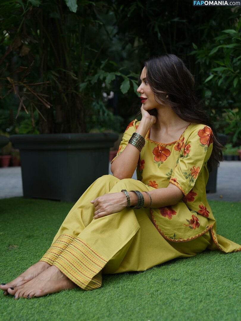 Sonam Bajwa / bajwasonam / sonambajwa Meztelen OnlyFans  Kikerült fotó #31