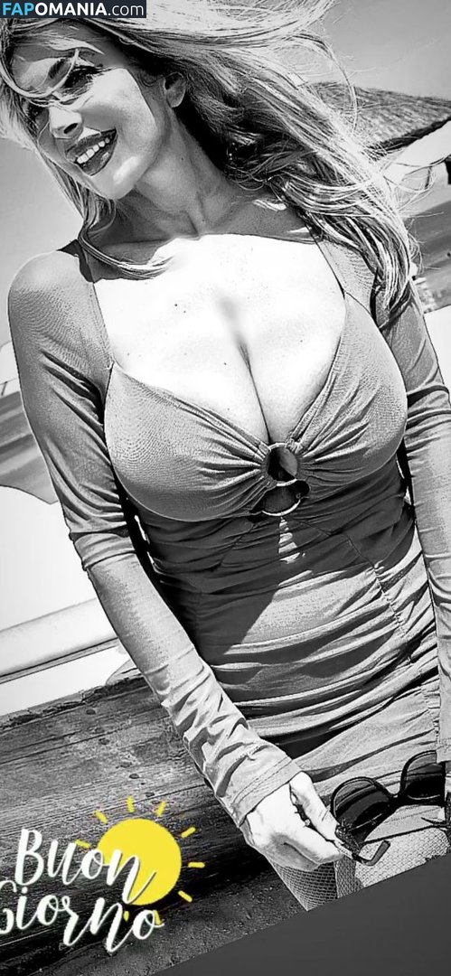 Sonia Grey / sonia_grey3008 / soniagrey Meztelen OnlyFans  Kikerült fotó #1