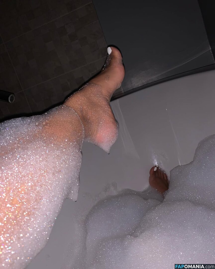 Sophia Abdalla / Sophiatheminx / https: Meztelen OnlyFans  Kikerült fotó #13