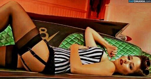 Sophia Bush / sophiabush Meztelen OnlyFans  Kikerült fotó #8