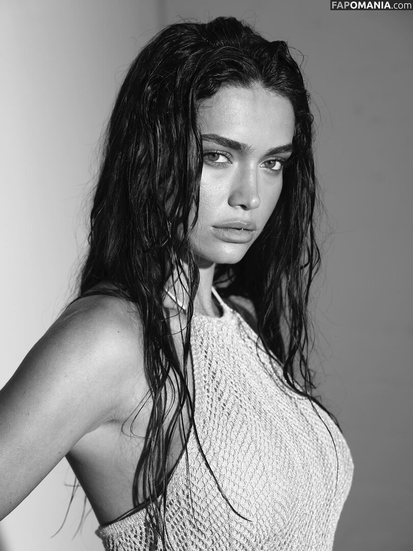 Sophia Chugranis / sophia.chugranis / sophiachugranis Meztelen OnlyFans  Kikerült fotó #16