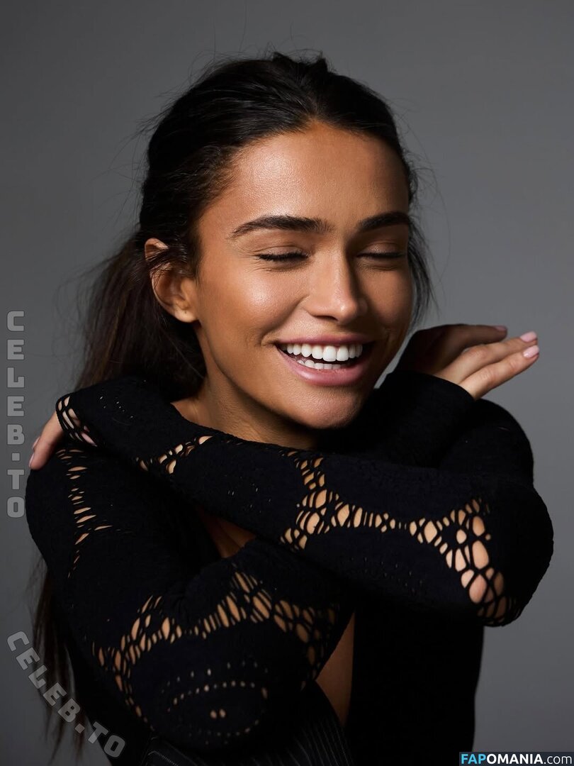 Sophia Chugranis / sophia.chugranis / sophiachugranis Meztelen OnlyFans  Kikerült fotó #23