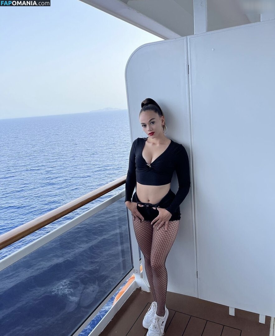 Sophie Gerlach / _.sophie05._ Meztelen OnlyFans  Kikerült fotó #5