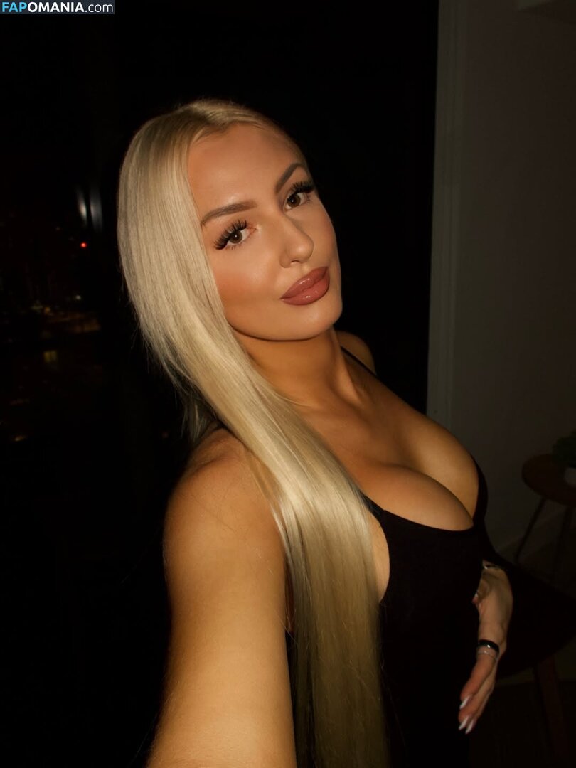 daphne.elaine / sophiestaar Meztelen OnlyFans  Kikerült fotó #15