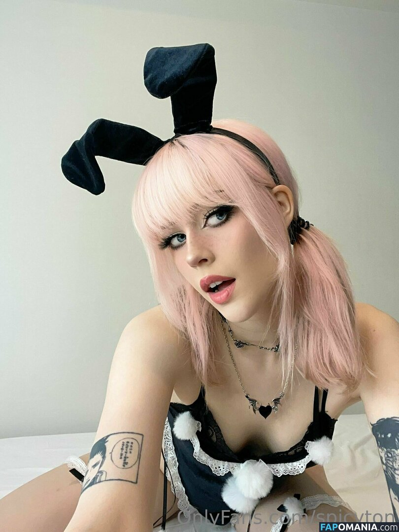 silkton / spicyton Meztelen OnlyFans  Kikerült fotó #1