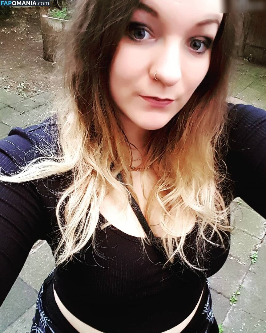 Squi_ / squi__ Meztelen OnlyFans  Kikerült fotó #2