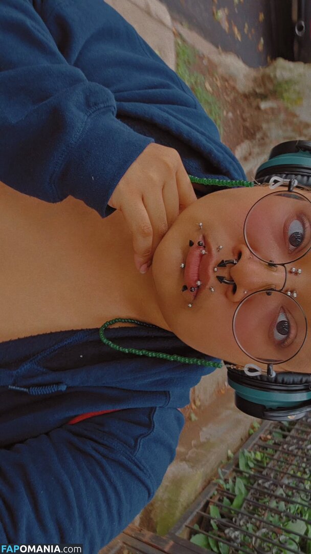 SquishyBf / gutzbf / https: / squishybf_ Meztelen OnlyFans  Kikerült fotó #9