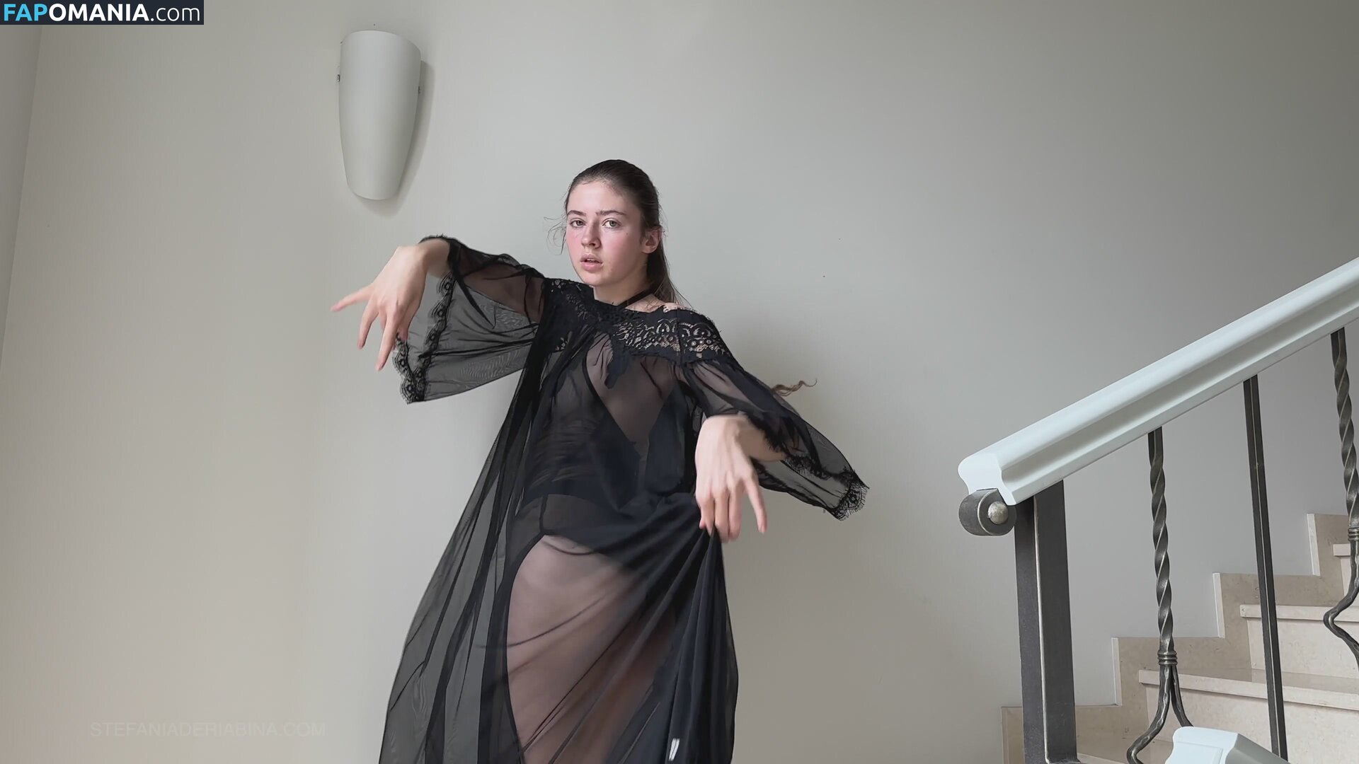 Derwald / Stefania Deriabina / st.efania4105 / xostefania Meztelen OnlyFans  Kikerült fotó #4