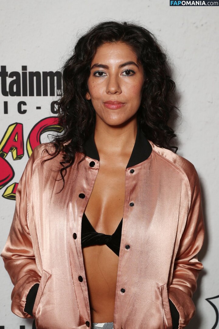 Rosa Diaz Brooklyn Nine-Nine / Stephanie Beatriz / stephaniebeatriz Meztelen OnlyFans  Kikerült fotó #42
