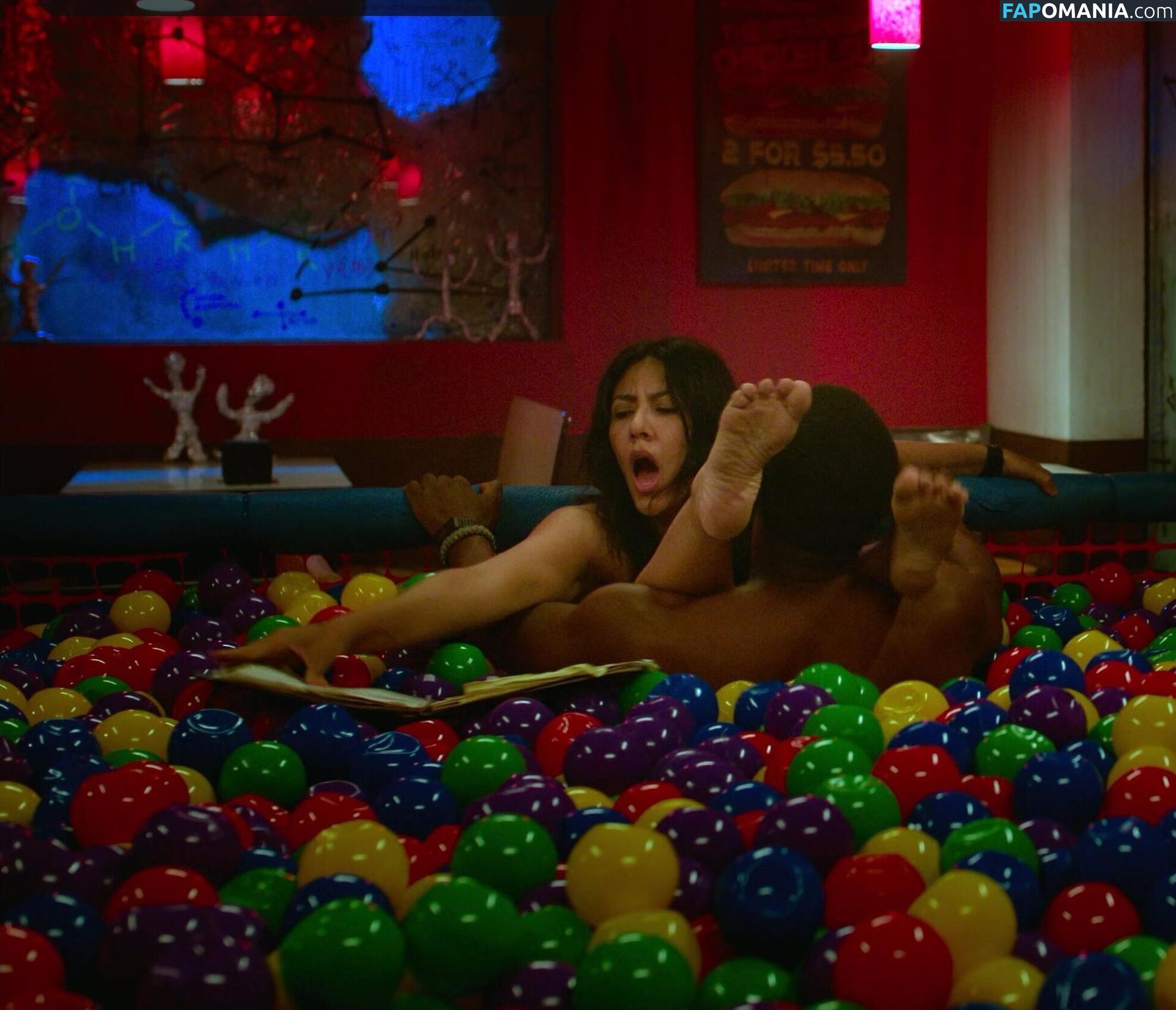 Rosa Diaz Brooklyn Nine-Nine / Stephanie Beatriz / stephaniebeatriz Meztelen OnlyFans  Kikerült fotó #85