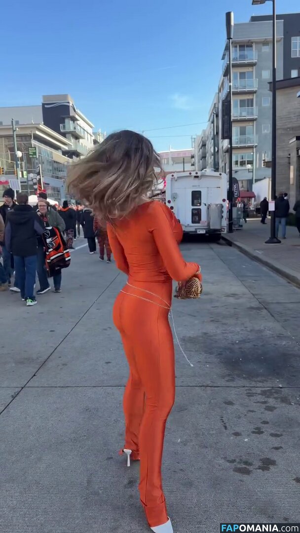 Stephanie Niles / https: / nileees Meztelen OnlyFans  Kikerült fotó #10