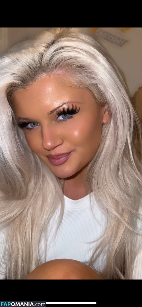 Carmen Lately / Stephanie Sampson / Stephy Vlogs / carmenlattemua / stephycarmen Meztelen OnlyFans  Kikerült fotó #37