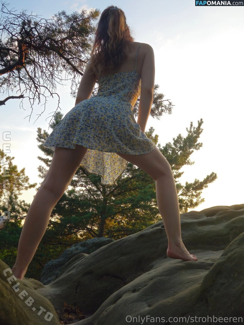 strohbeeren Meztelen OnlyFans  Kikerült fotó #5