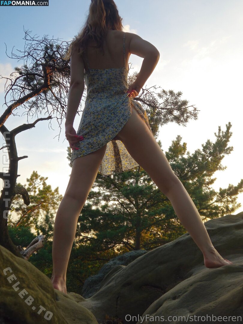 strohbeeren Meztelen OnlyFans  Kikerült fotó #6