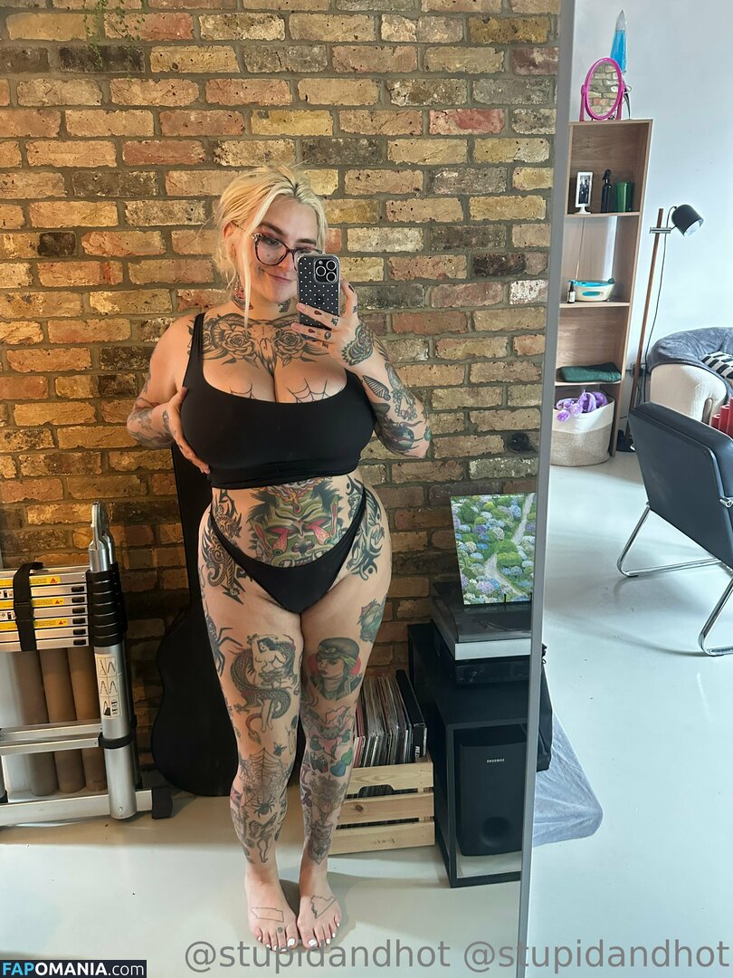 krispypinaham / stupiderandhotter Meztelen OnlyFans  Kikerült fotó #7