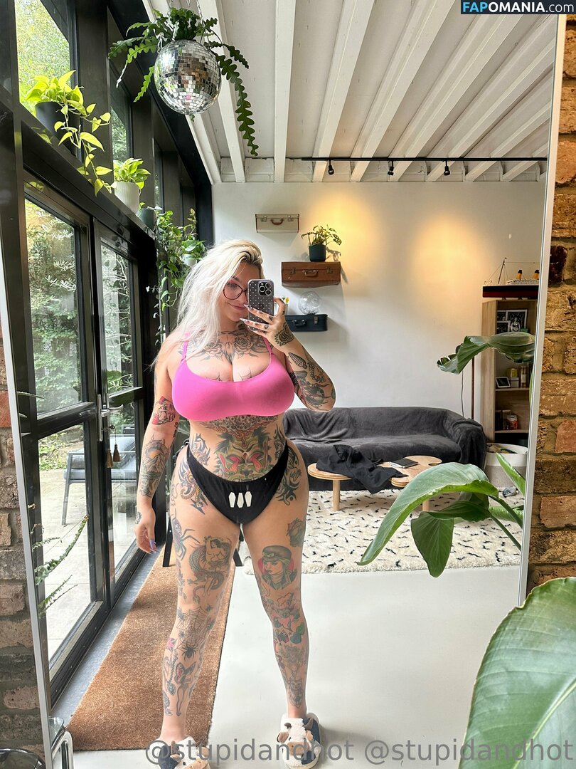 krispypinaham / stupiderandhotter Meztelen OnlyFans  Kikerült fotó #22