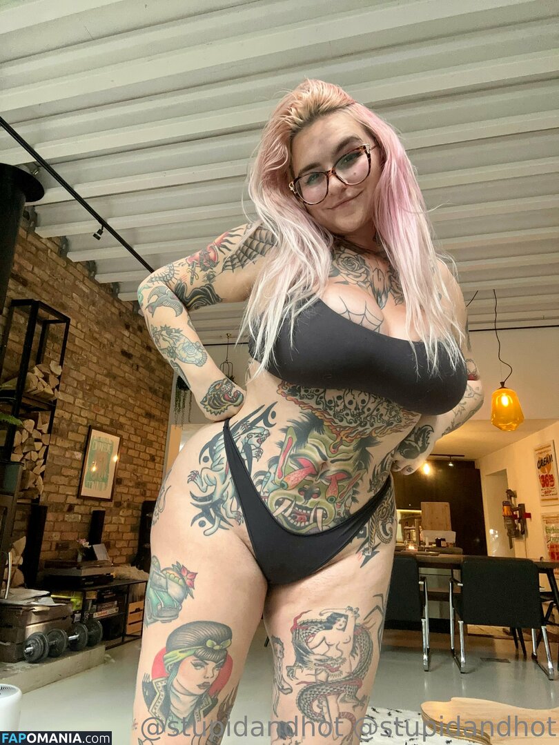 krispypinaham / stupiderandhotter Meztelen OnlyFans  Kikerült fotó #27