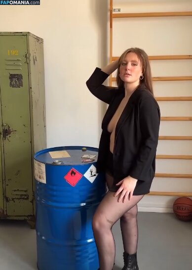 huladew / juliamia_official / suesses.rot Meztelen OnlyFans  Kikerült fotó #62