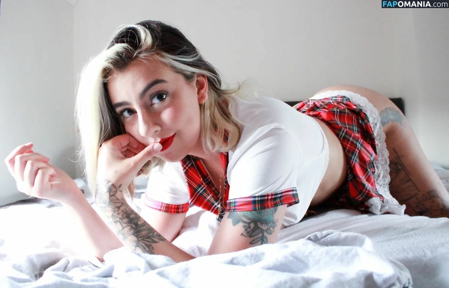 Sumy / SumyNFT / Xsumyyy / sumyy Meztelen OnlyFans  Kikerült fotó #10