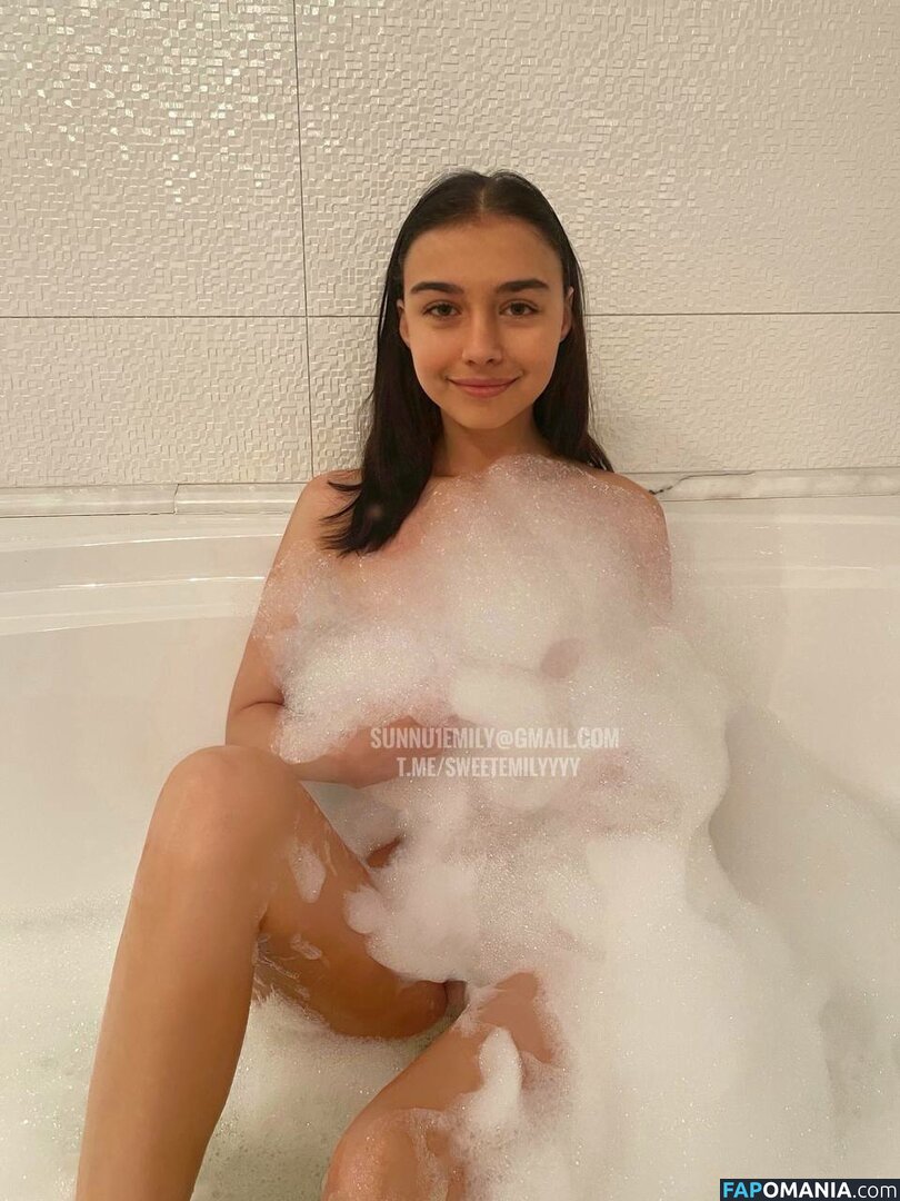 Sunny Emilly / Sunny Emy / SweetEmilyyyy / kylie.little.toes / sunny.emily.backup Meztelen OnlyFans  Kikerült fotó #7