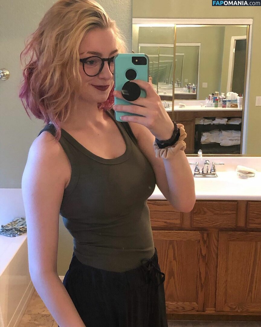 SuopOnTwitch / Suuuoppp Madison Meztelen OnlyFans  Kikerült fotó #1