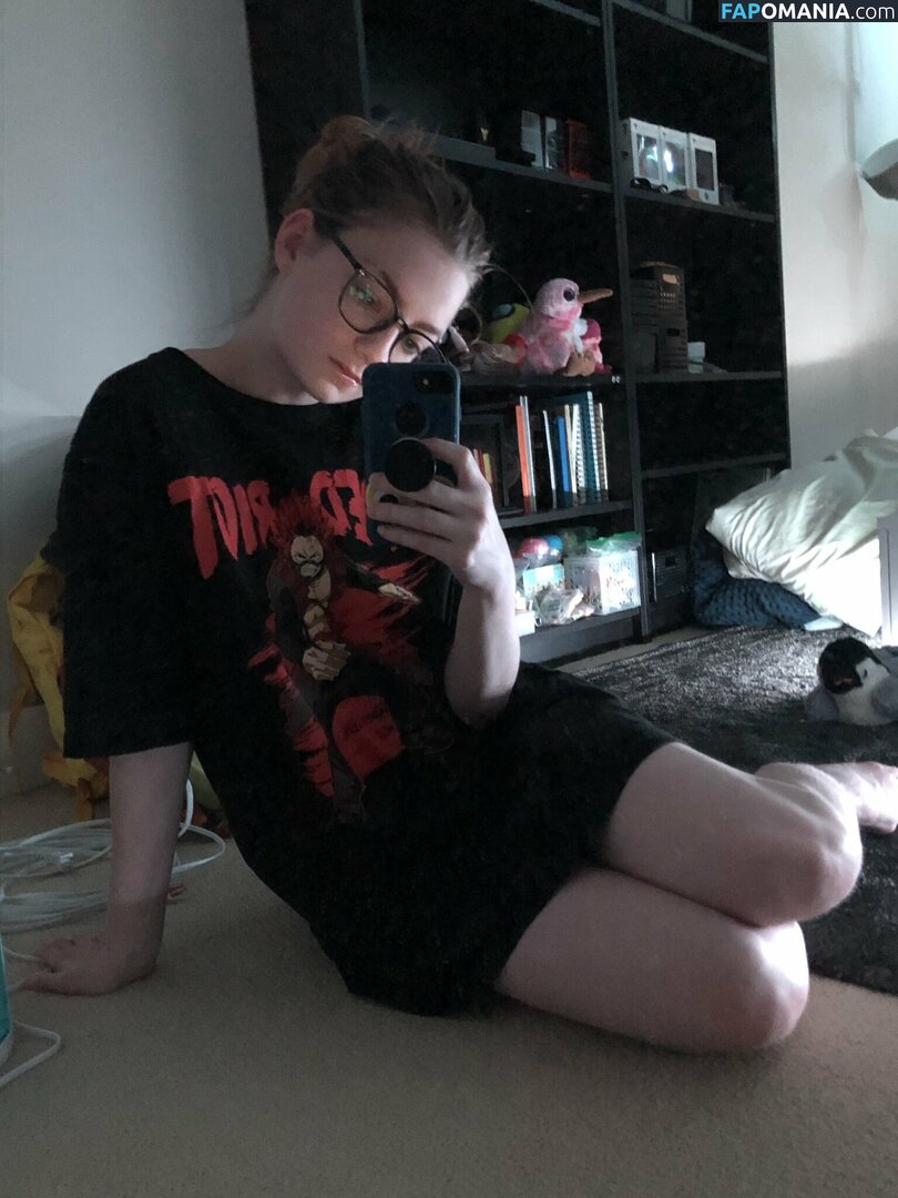 SuopOnTwitch / Suuuoppp Madison Meztelen OnlyFans  Kikerült fotó #4