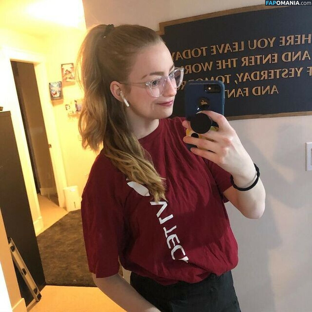SuopOnTwitch / Suuuoppp Madison Meztelen OnlyFans  Kikerült fotó #17