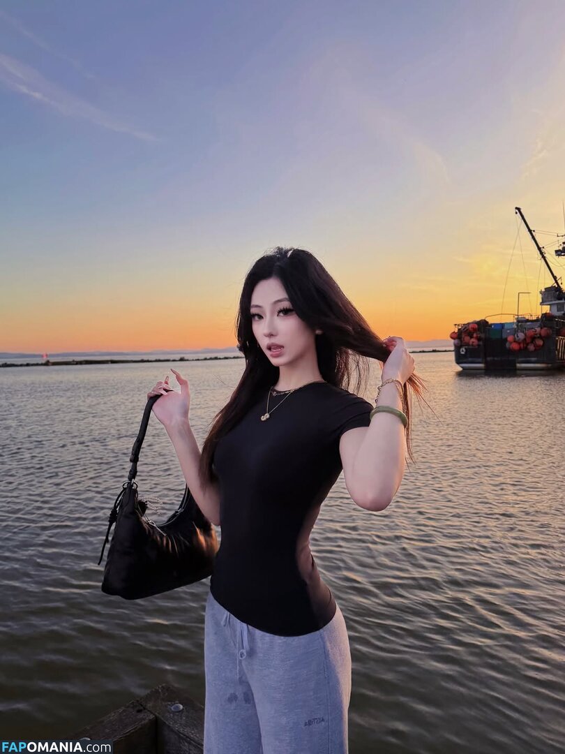 Susansunn / https: / susan_sun17 Meztelen OnlyFans  Kikerült fotó #7