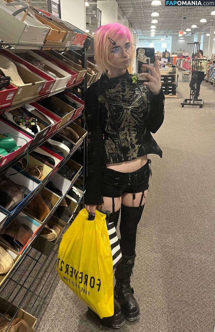 Sushiflavoredmilk / sushiflvredmilk Meztelen OnlyFans  Kikerült fotó #9