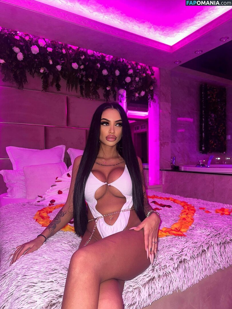 Suzzieiss Meztelen OnlyFans  Kikerült fotó #3