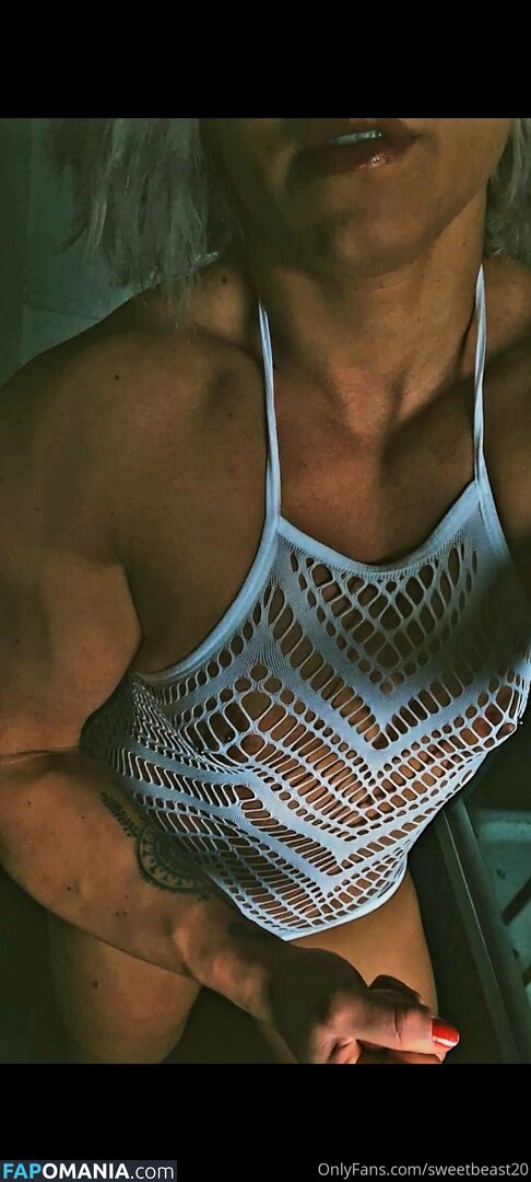 berni_bernadetta / sweetbeast20 Meztelen OnlyFans  Kikerült fotó #50