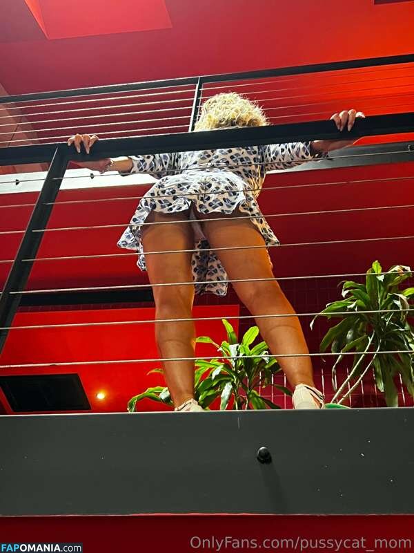 SwingerMom / pussycat_mom Meztelen OnlyFans  Kikerült fotó #17