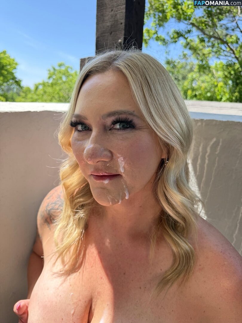 HotwifeSwinging / SwingingTXhotwife / Swinging_texas_hotwife / https: / texas_hotwife_vip / u Meztelen OnlyFans  Kikerült fotó #1