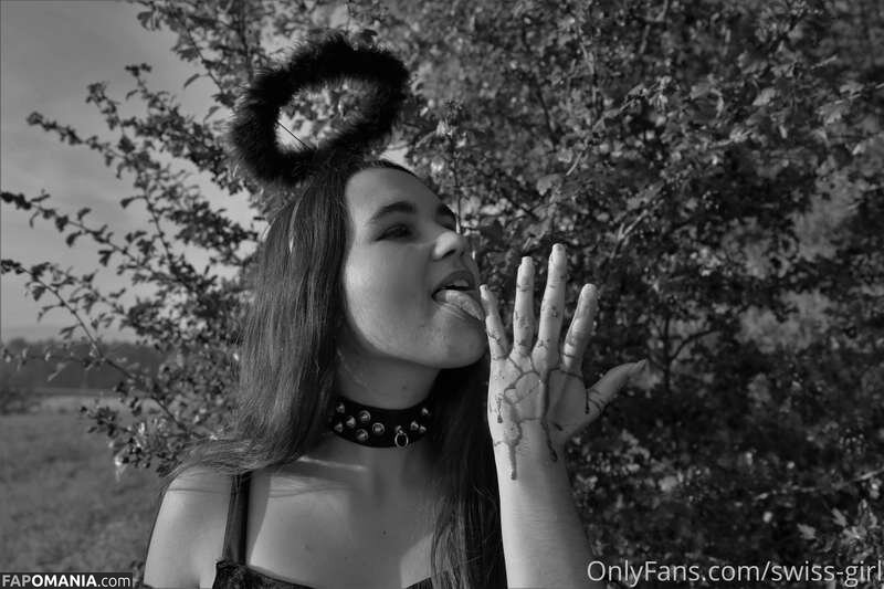 Swiss-Girl / https: / swiss-girl-vip / swissgirlvanessa Meztelen OnlyFans  Kikerült fotó #20