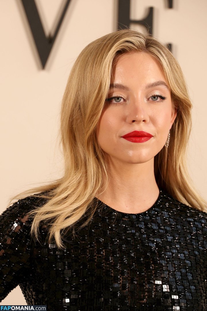 Sydney Sweeney Meztelen Kikerült fotó #187