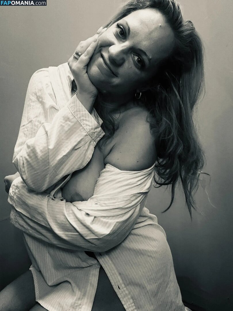 Szuzy Blue Meztelen OnlyFans  Kikerült fotó #3