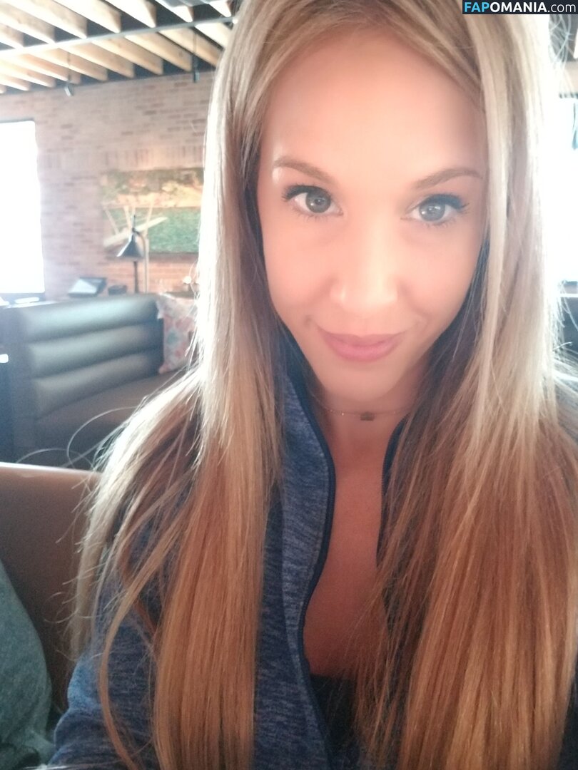 t_rae_c Meztelen OnlyFans  Kikerült fotó #1
