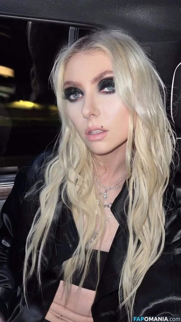 Taylor Momsen / aryelsoul / taylormomsen Meztelen OnlyFans  Kikerült fotó #701