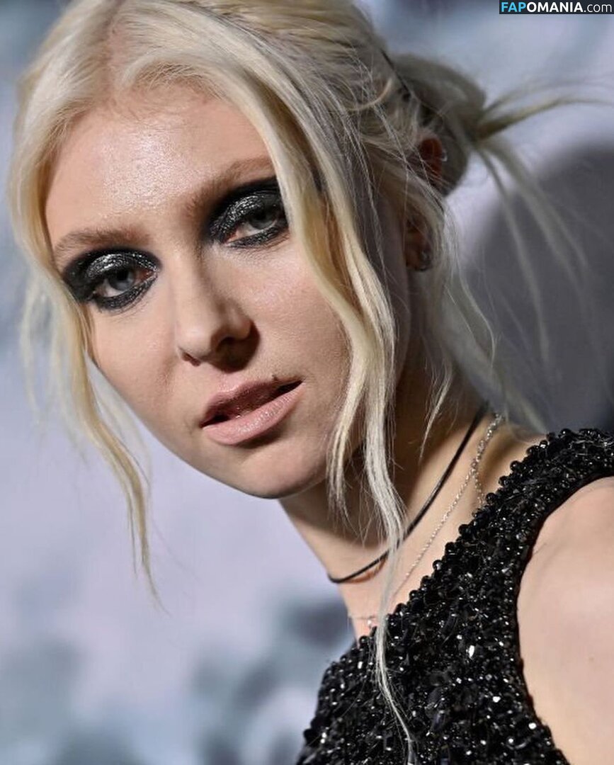 Taylor Momsen / aryelsoul / taylormomsen Meztelen OnlyFans  Kikerült fotó #709