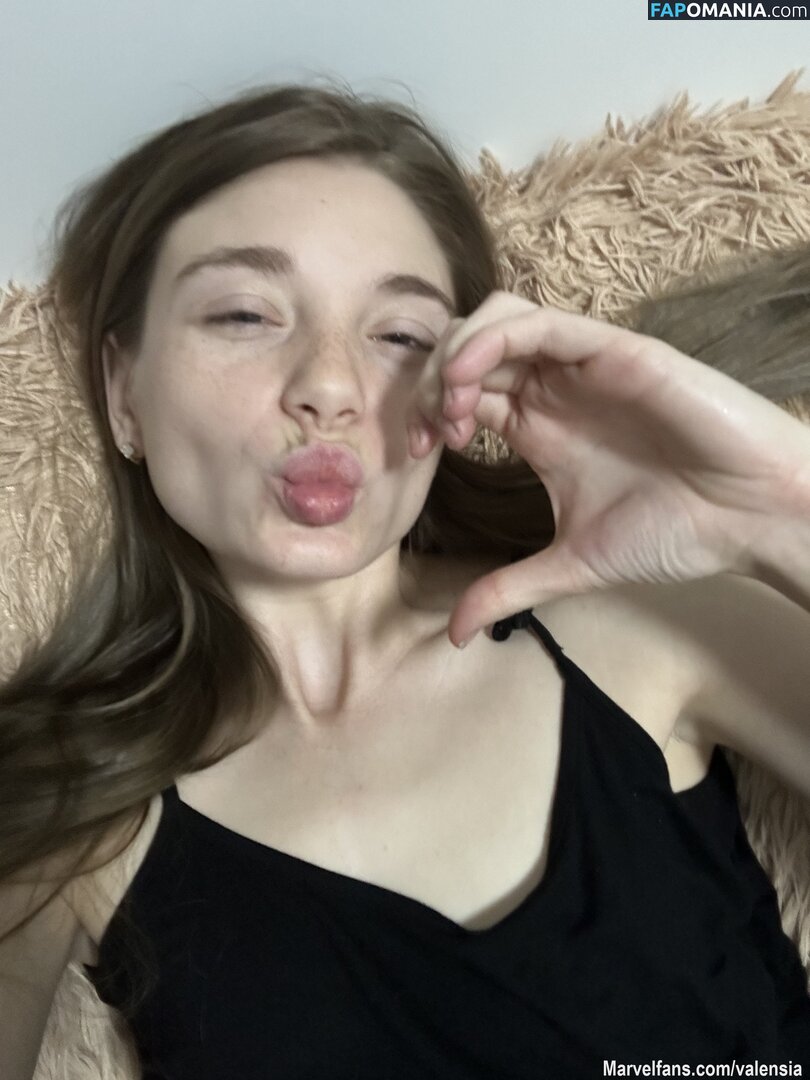 MarvelCharm / TeenMarvel / sabinatomkova Meztelen OnlyFans  Kikerült fotó #82
