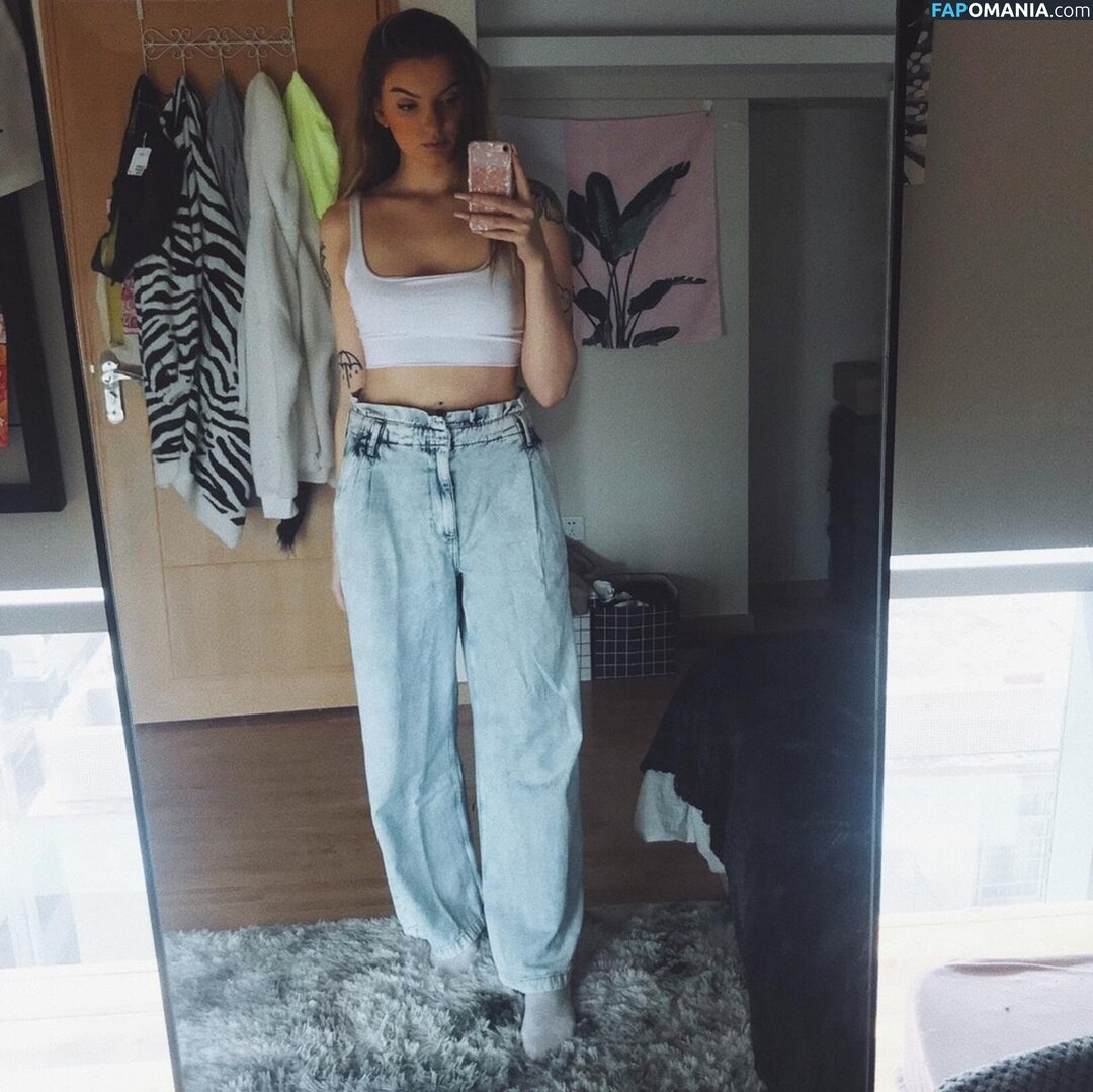cl0ut / th0tb0t Meztelen OnlyFans  Kikerült fotó #1