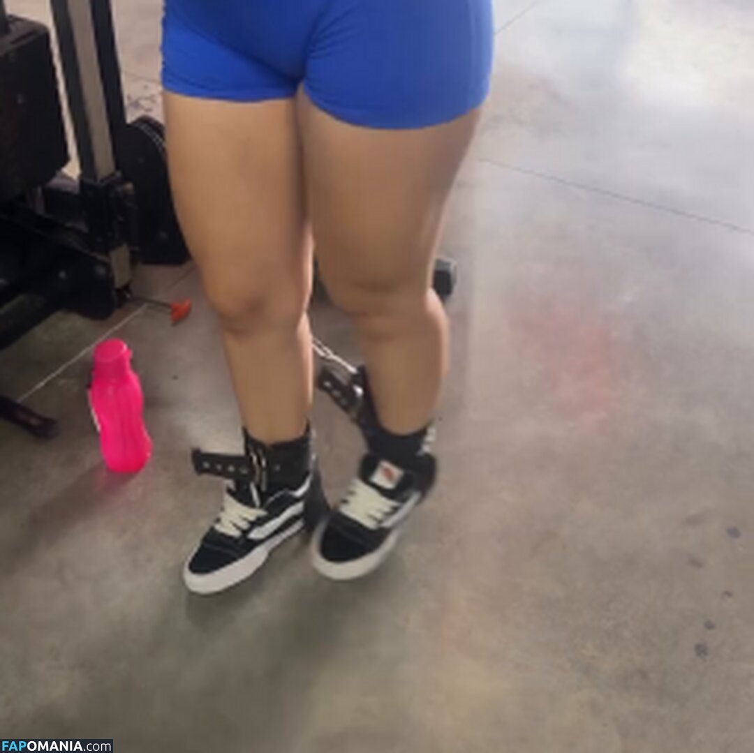 thaynalinss Meztelen OnlyFans  Kikerült fotó #2