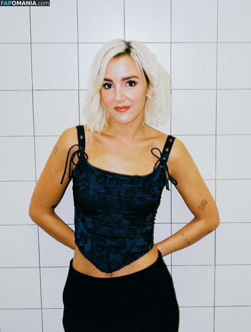The Beaches / thebeachesband Meztelen OnlyFans  Kikerült fotó #2
