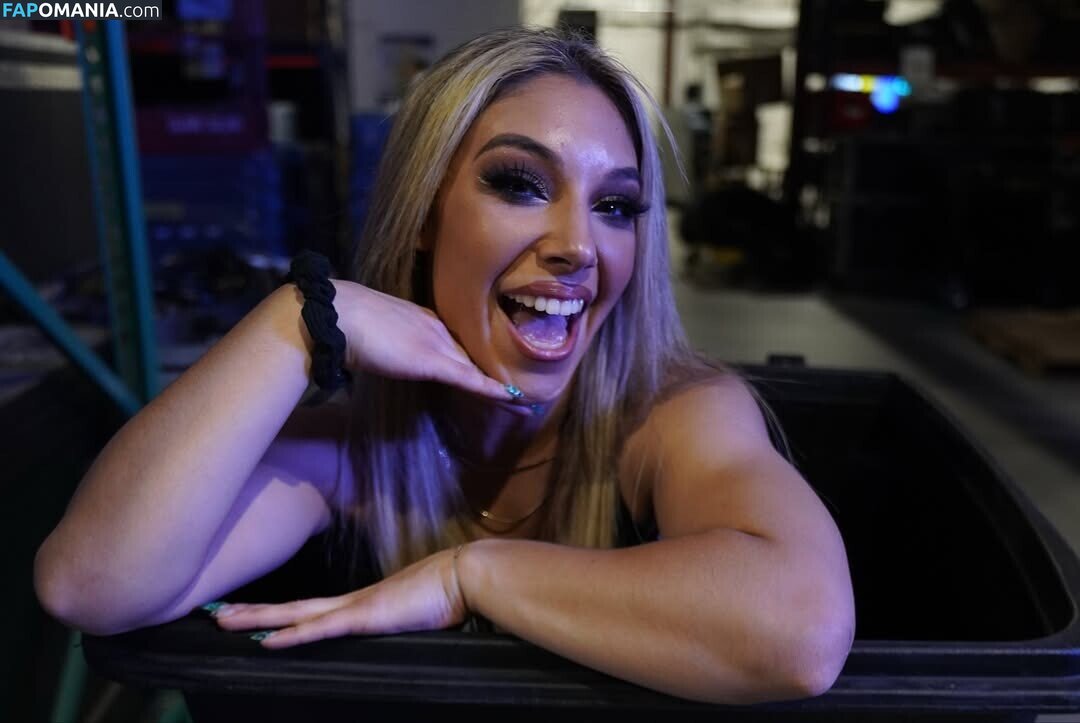 Thea Hail / theahail_wwe Meztelen OnlyFans  Kikerült fotó #7
