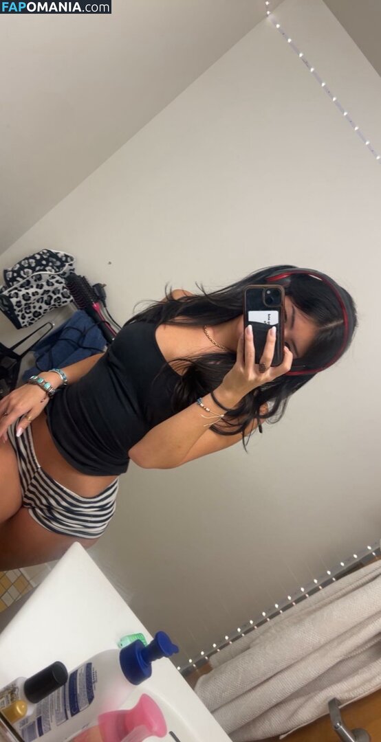 Punchbar / Thea Howe Aka Meztelen OnlyFans  Kikerült fotó #16