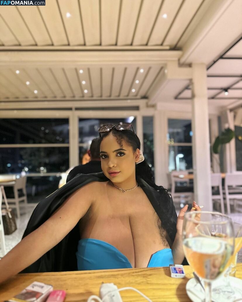 girlinred / thegirlinred0 Meztelen OnlyFans  Kikerült fotó #107