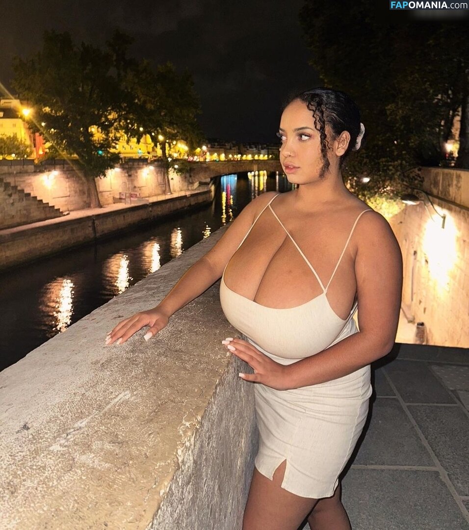 girlinred / thegirlinred0 Meztelen OnlyFans  Kikerült fotó #159