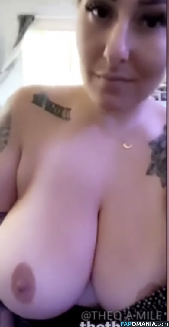 Inkedmamiii / Theoamilf / inkedmamii / theoamilfy Meztelen OnlyFans  Kikerült fotó #2