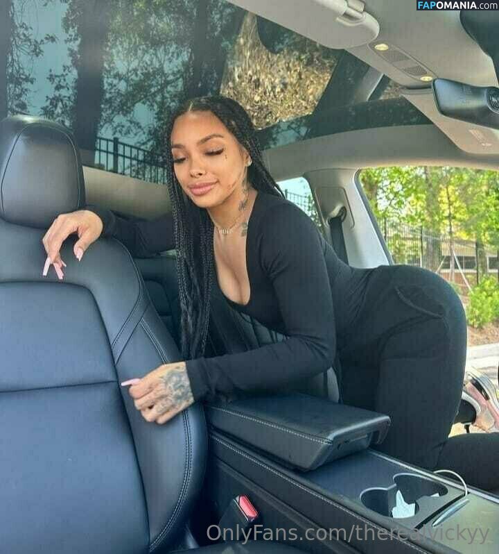 _luhcuban / therealvickyy Meztelen OnlyFans  Kikerült fotó #64